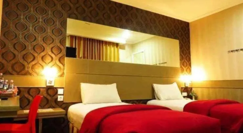 Bed in Hotel Menara Lexus