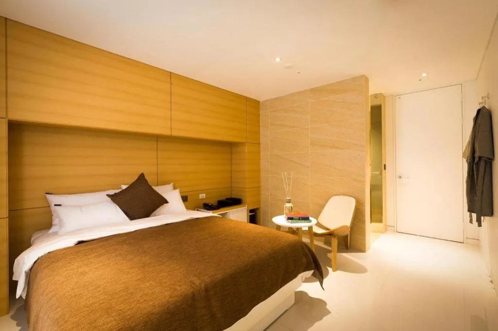 Bed in Trang blue hotel