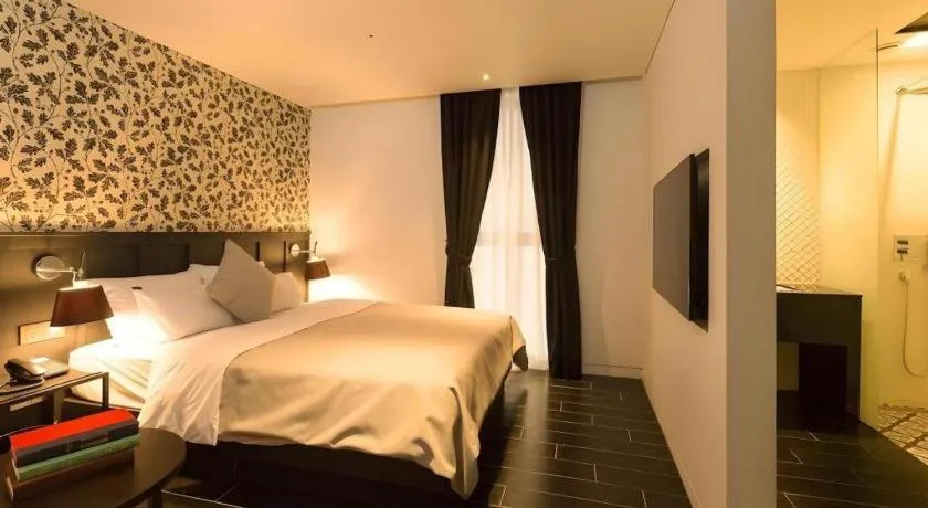 Bed in Trang blue hotel