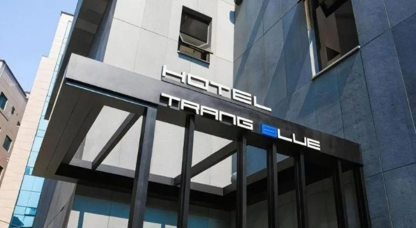 Trang blue hotel