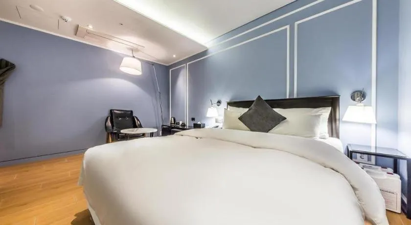 Bed in Trang blue hotel