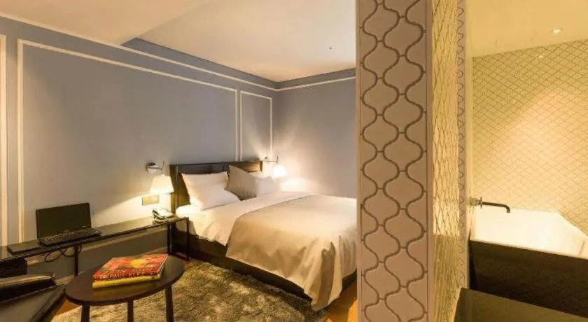 Bed in Trang blue hotel