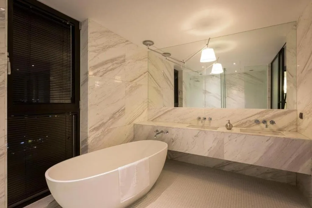 Bed in Trang blue hotel