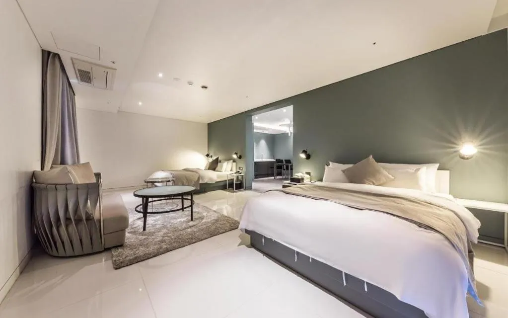 Bed in Trang blue hotel