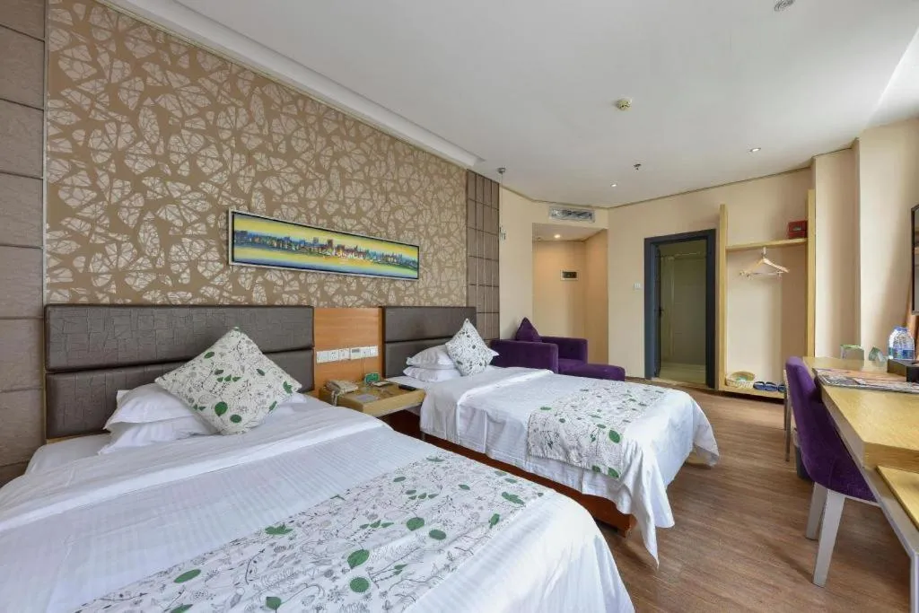 Bed in GreenTree Alliance Shenzhen Shekou Sea World Taizi Road Hotel