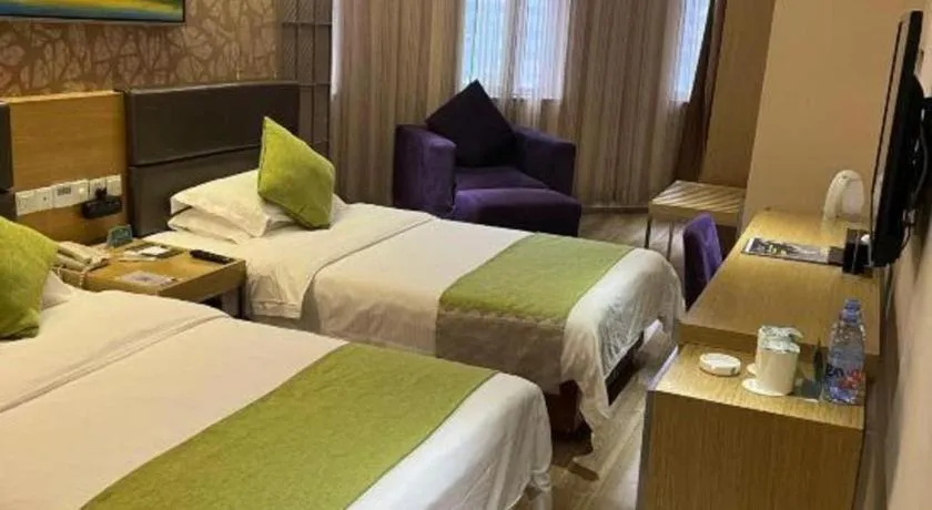 Bed in GreenTree Alliance Shenzhen Shekou Sea World Taizi Road Hotel