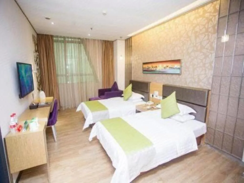 Bed in GreenTree Alliance Shenzhen Shekou Sea World Taizi Road Hotel