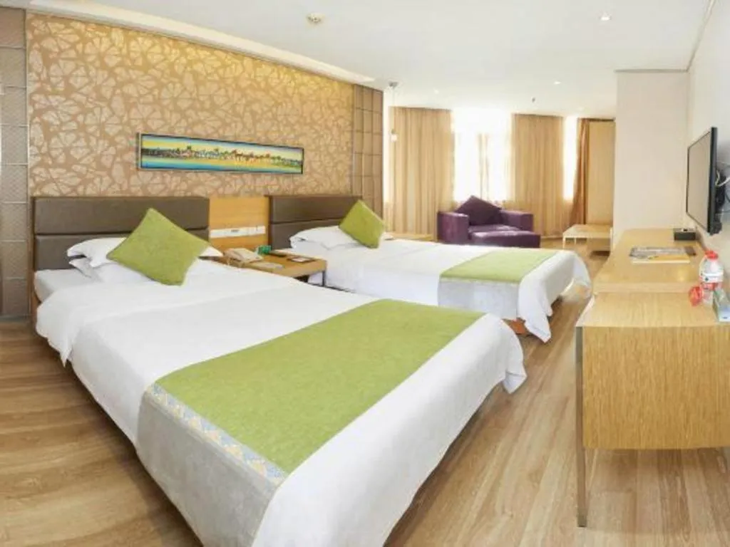 Bed in GreenTree Alliance Shenzhen Shekou Sea World Taizi Road Hotel