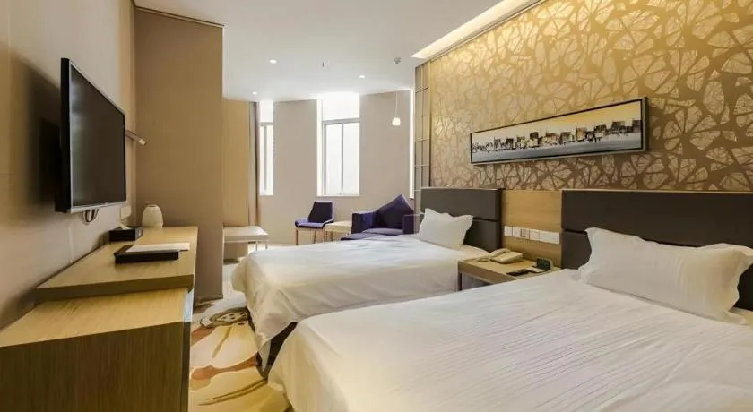 Bed in GreenTree Alliance Shenzhen Shekou Sea World Taizi Road Hotel