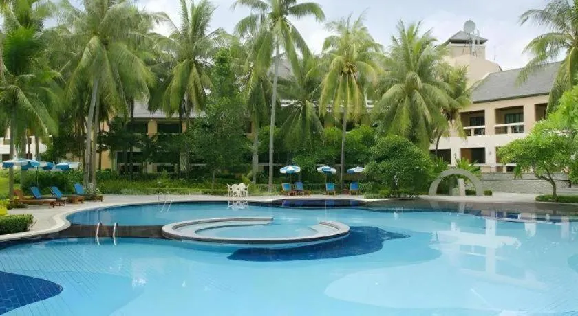 Lake View Hotel And Golf Club