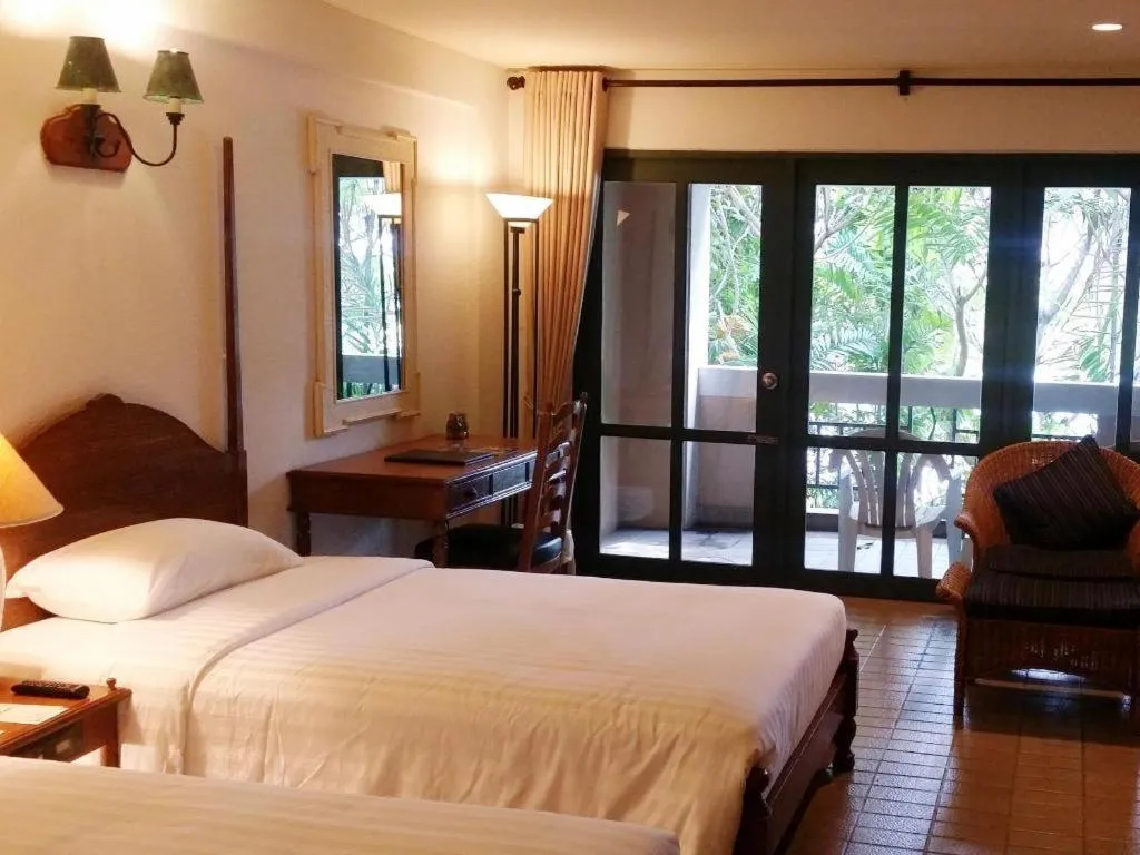 Bed in Lake View Hotel And Golf Club