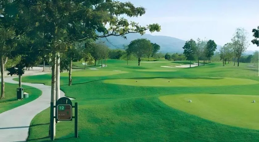 Lake View Hotel And Golf Club