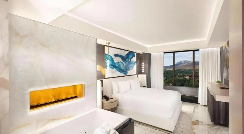 Bed in Peppermill Resort Spa Casino