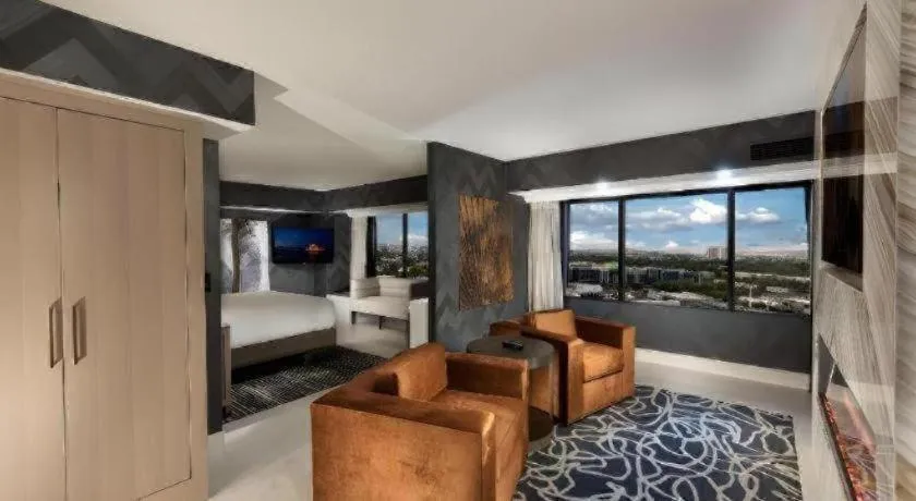 Bed in Peppermill Resort Spa Casino