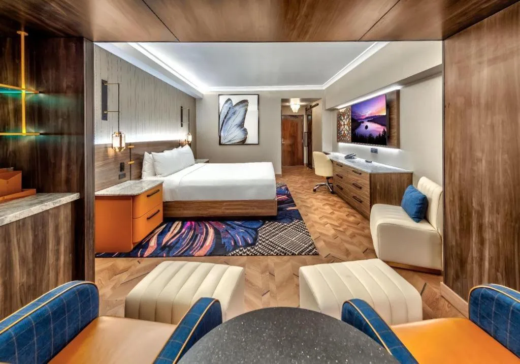 Bed in Atlantis Casino Resort Spa