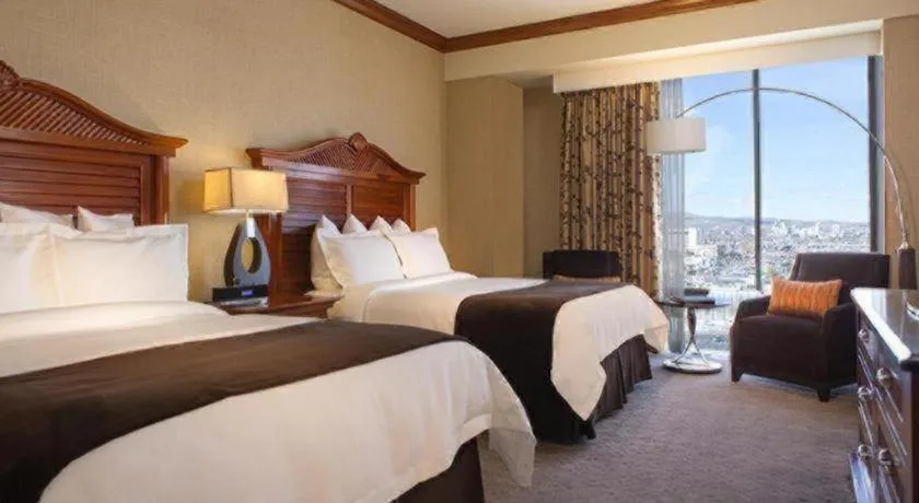 Bed in Atlantis Casino Resort Spa