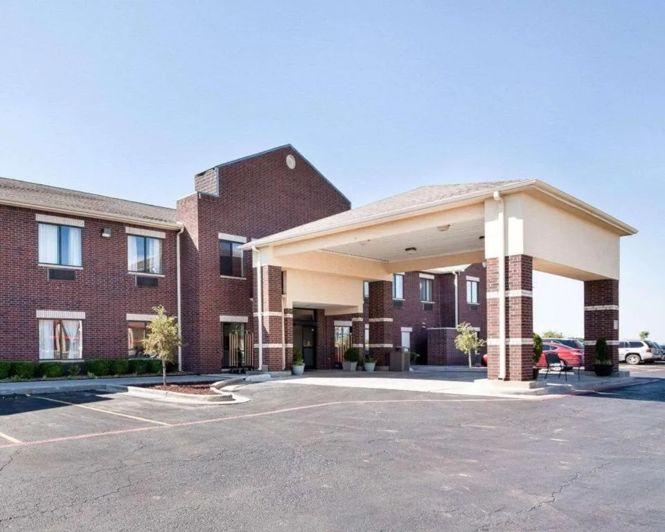 Comfort Suites Plainview
