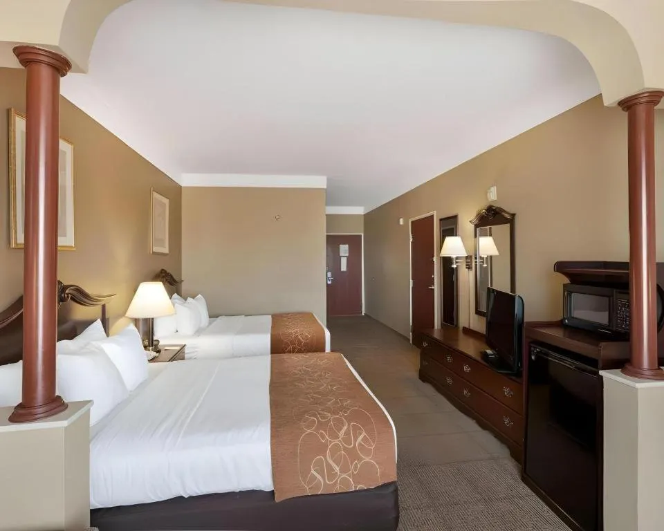 Bed in Comfort Suites