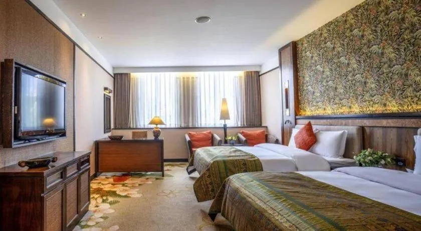 Bed in Riyuegu Hotsprings Resort