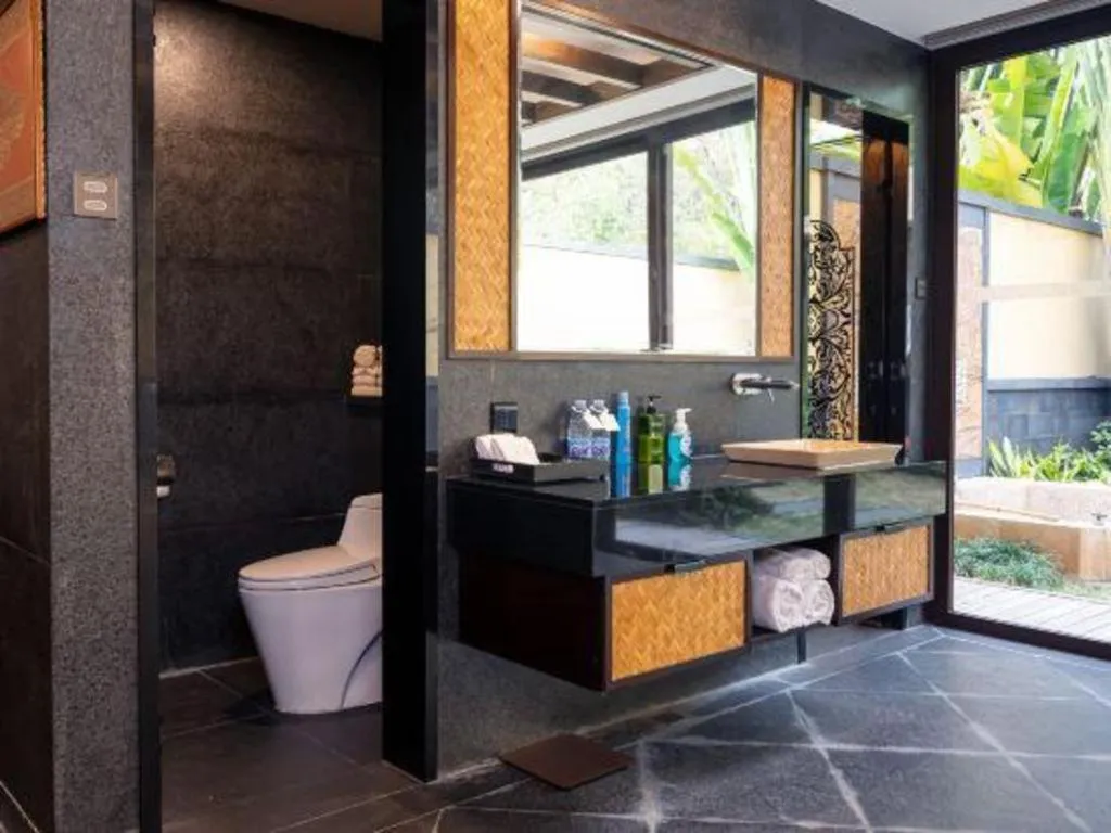 Riyuegu Hotsprings Resort