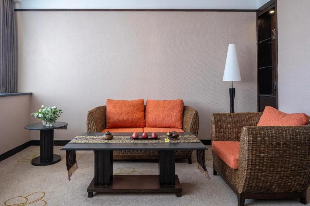 Riyuegu Hotsprings Resort