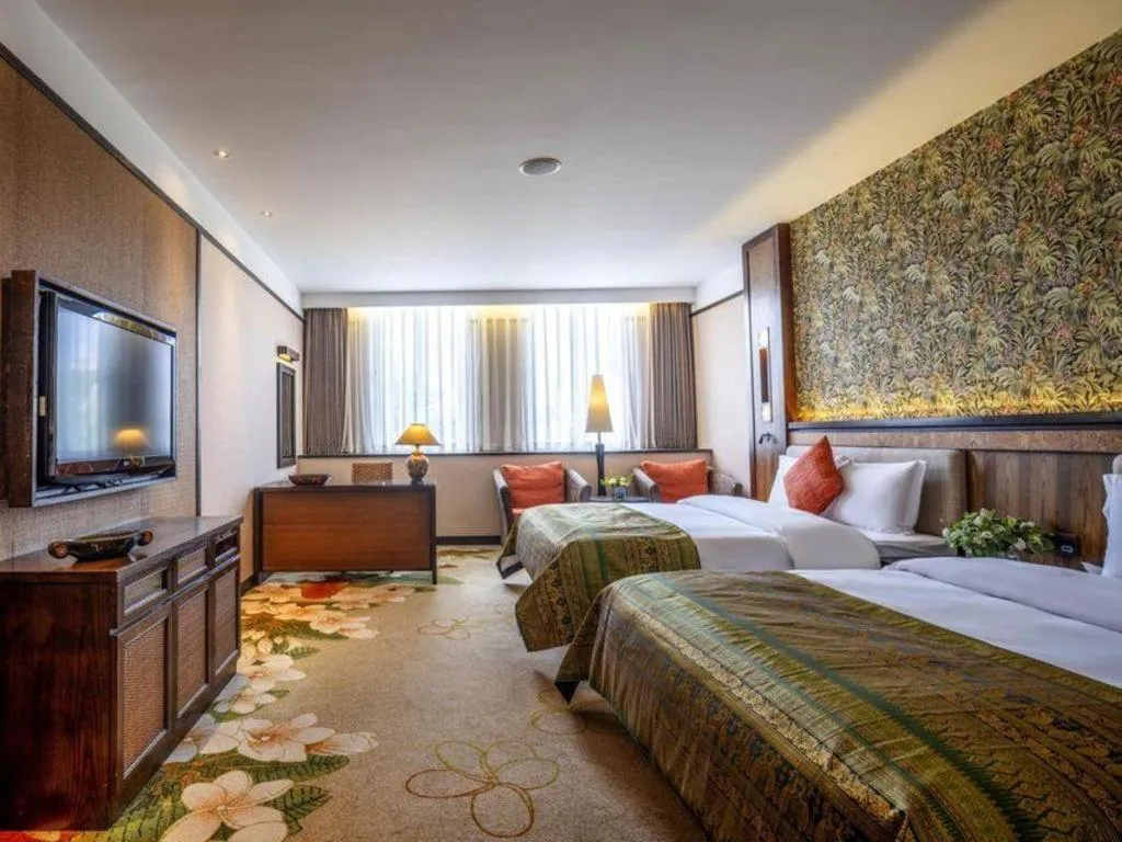 Bed in Riyuegu Hotsprings Resort