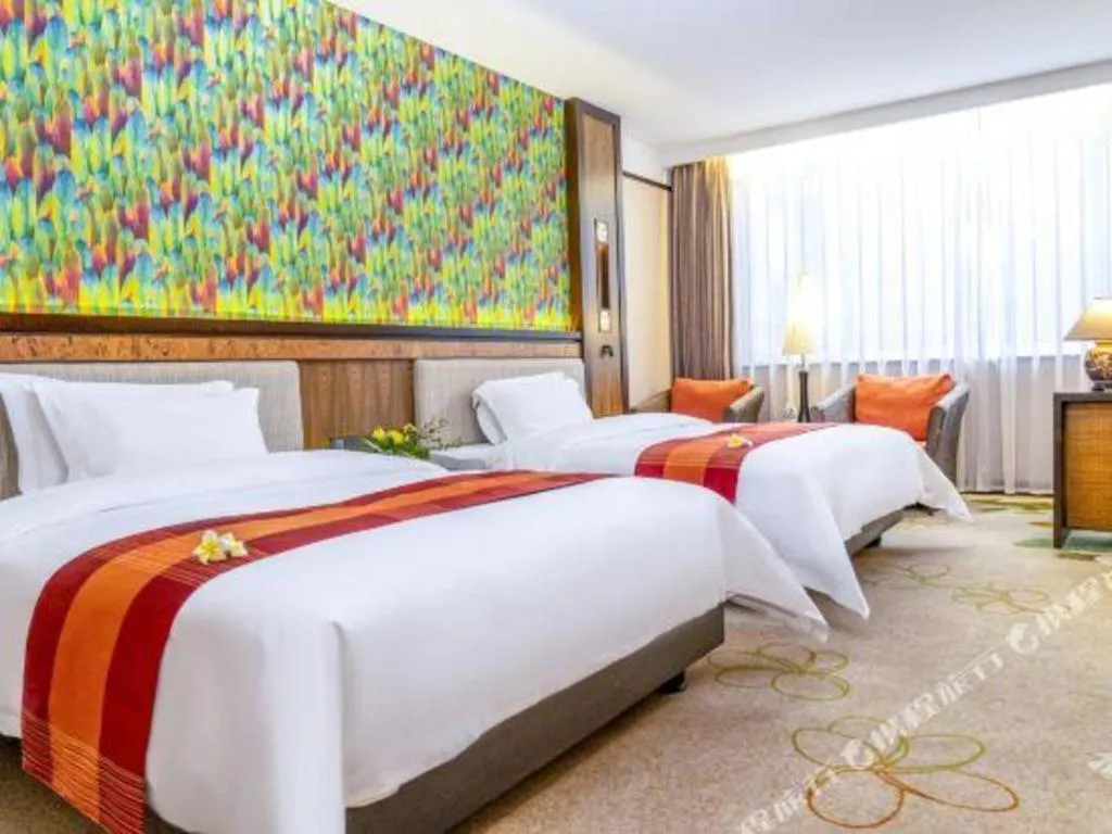 Bed in Riyuegu Hotsprings Resort