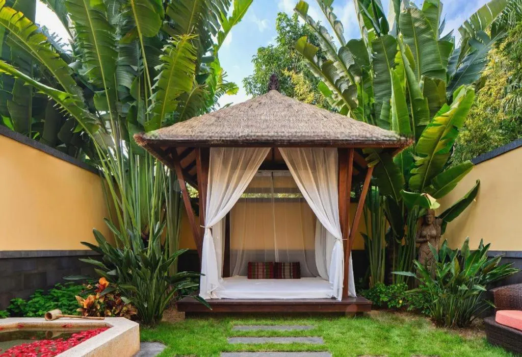 Riyuegu Hotsprings Resort