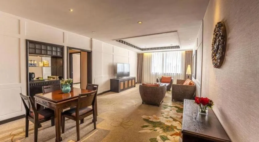 Riyuegu Hotsprings Resort