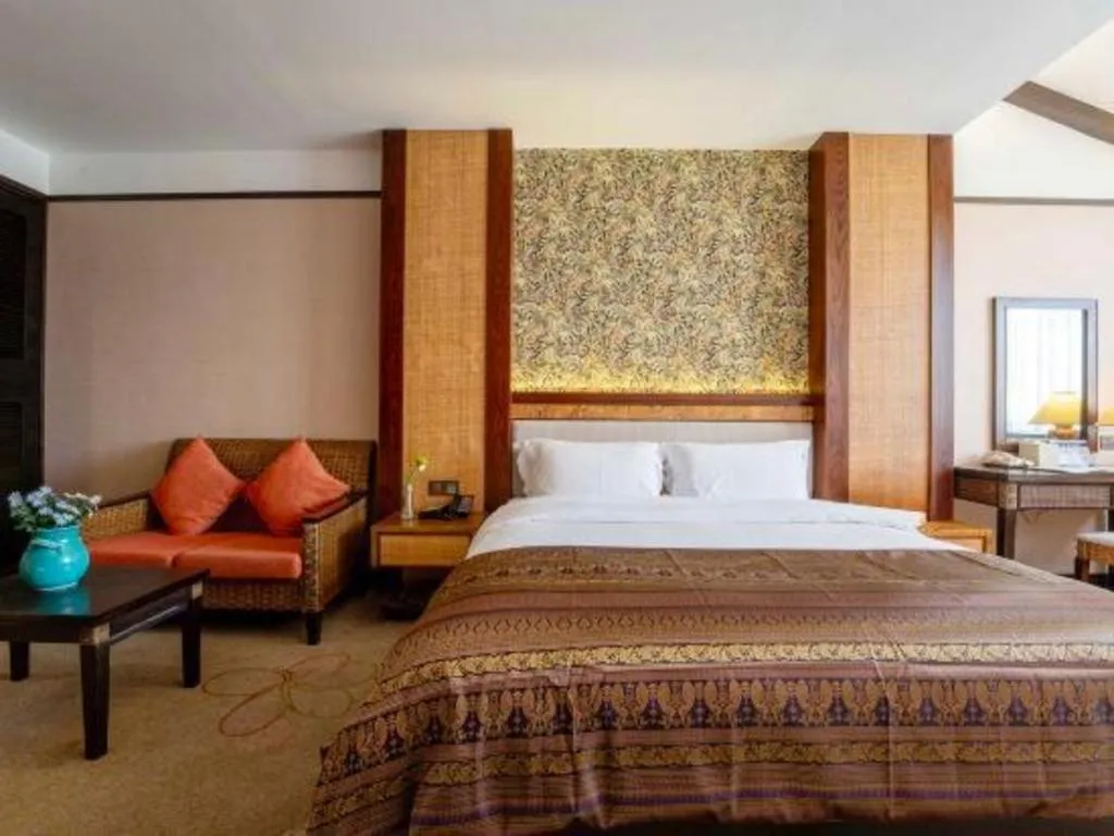 Bed in Riyuegu Hotsprings Resort