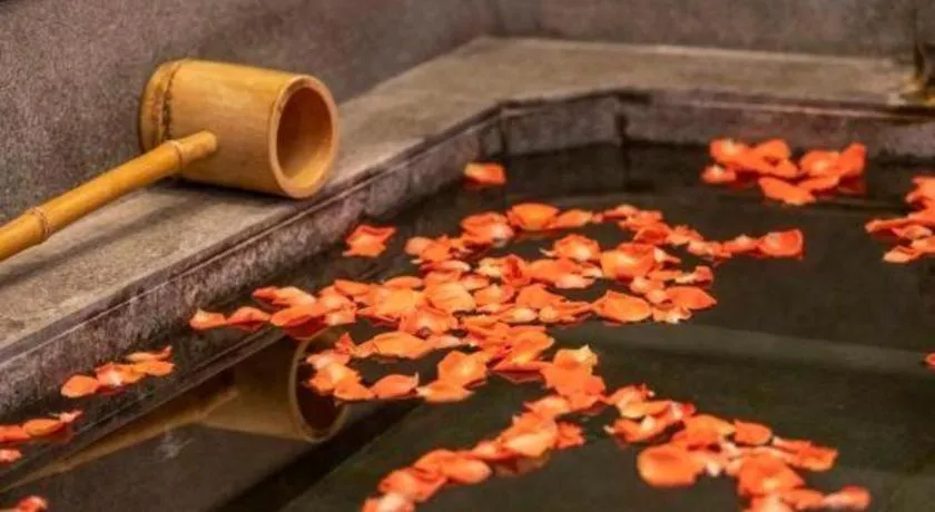 Riyuegu Hotsprings Resort