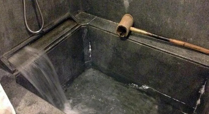 Riyuegu Hotsprings Resort