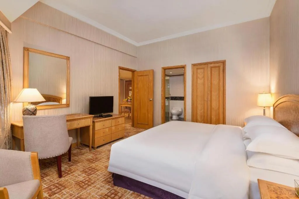 Bed in Century Plaza Hotel