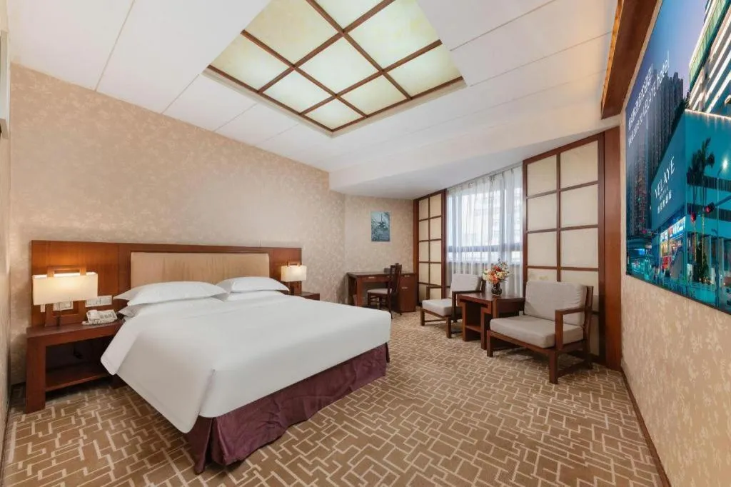 Bed in Century Plaza Hotel