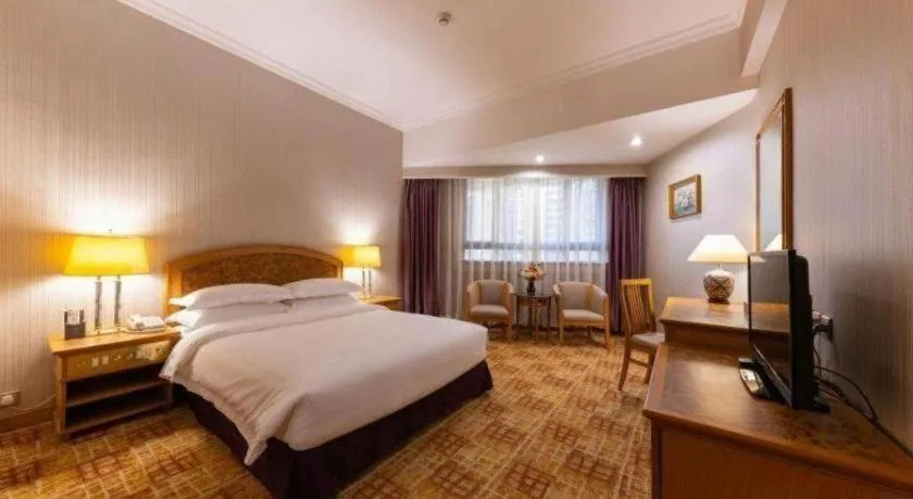 Bed in Century Plaza Hotel