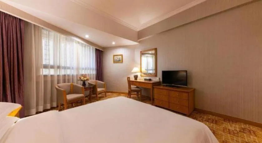 Bed in Century Plaza Hotel