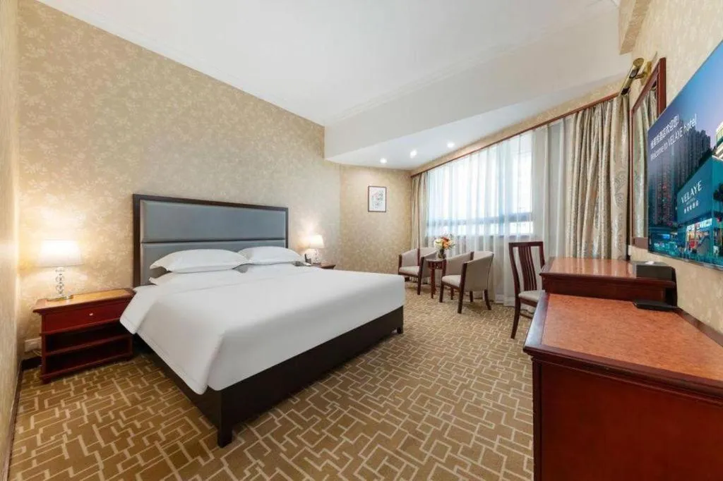 Bed in Century Plaza Hotel