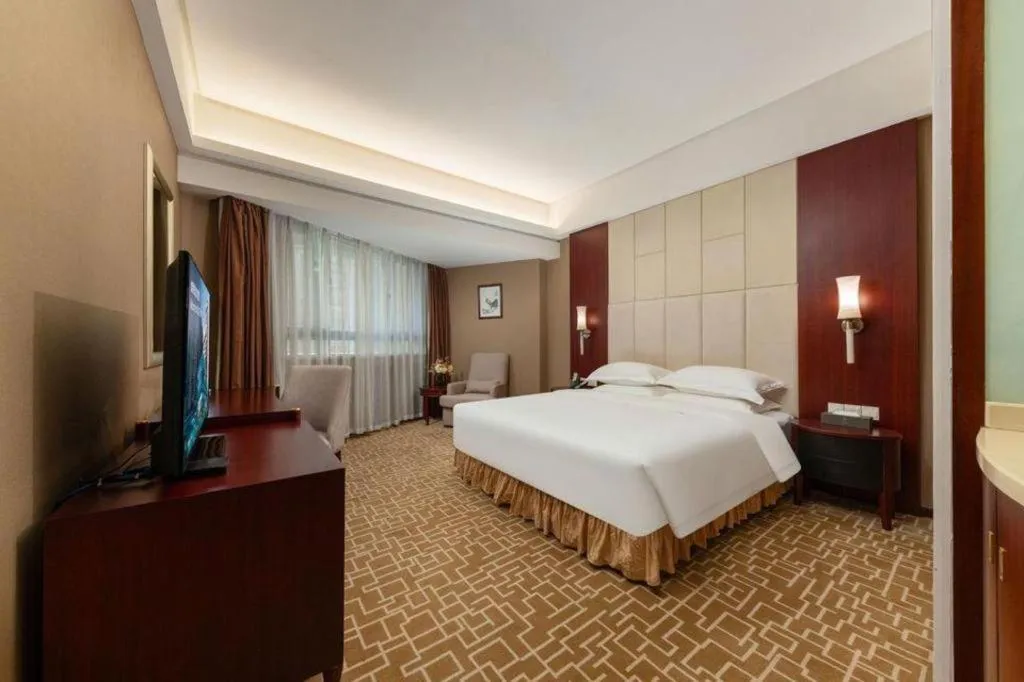 Bed in Century Plaza Hotel