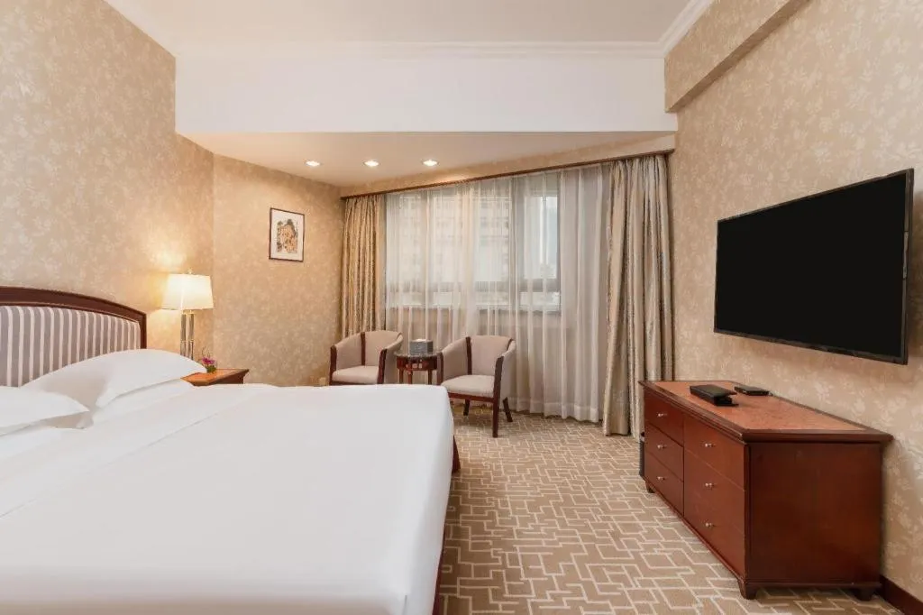 Bed in Century Plaza Hotel