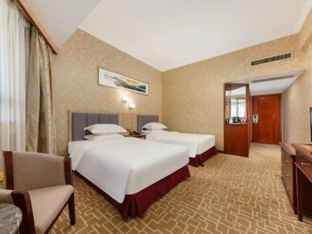 Bed in Century Plaza Hotel