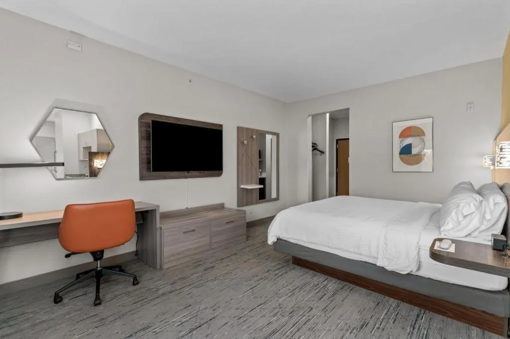 Bed in Holiday Inn Express Crockett By IHG