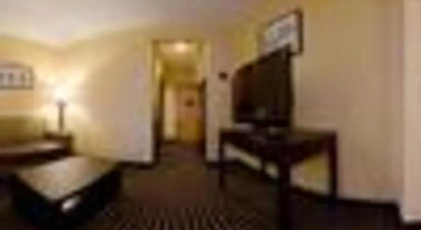 Bed in Holiday Inn Express Crockett By IHG