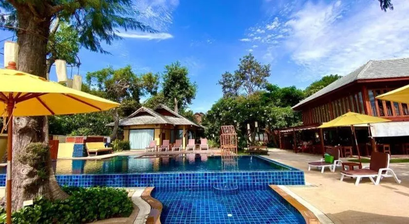 Baan Talay Dao Resort