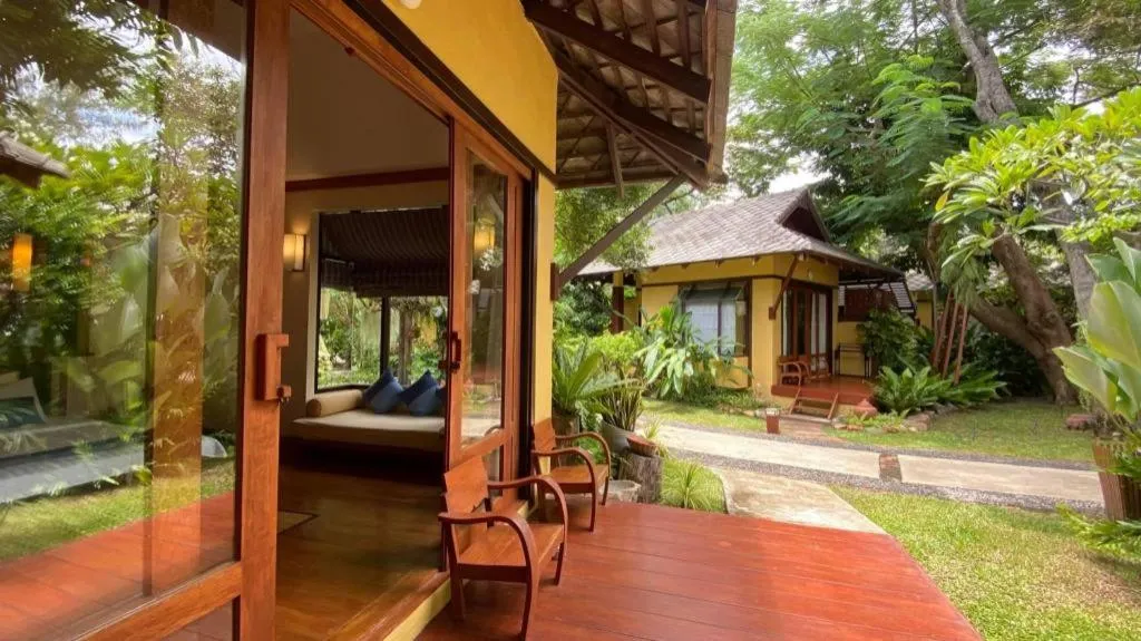 Baan Talay Dao Resort