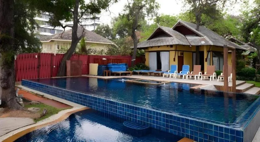 Baan Talay Dao Resort