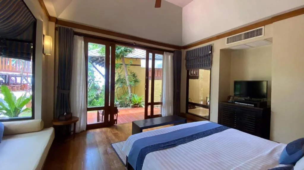 Bed in Baan Talay Dao Resort