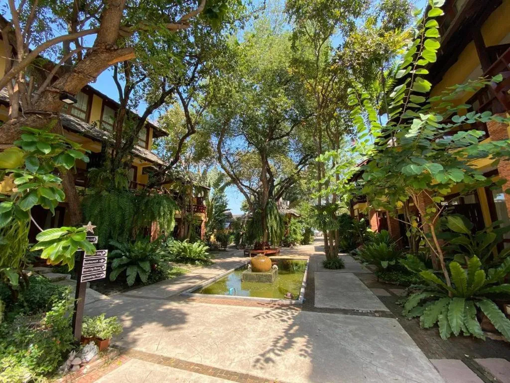 Baan Talay Dao Resort