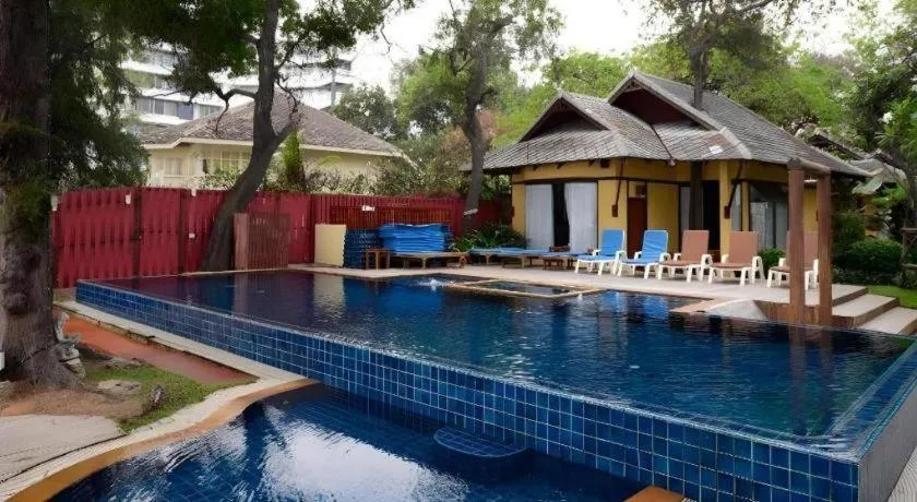 Baan Talay Dao Resort