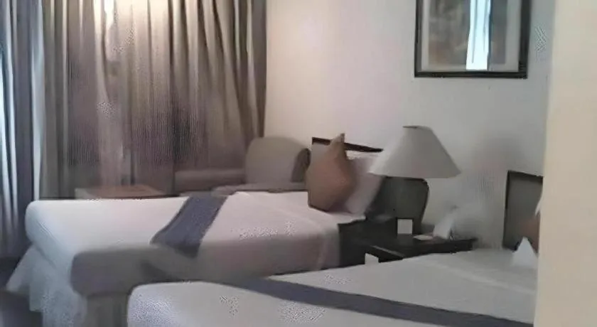 Bed in Best Comfort Bangkok Hotel