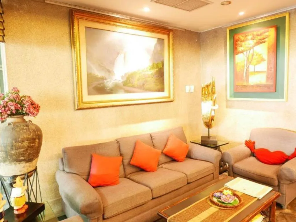 Best Comfort Bangkok Hotel